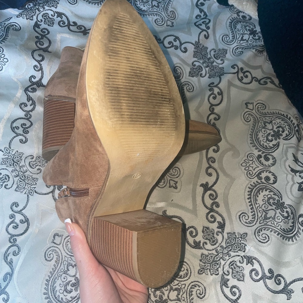 Camel Booties - Picture 4 of 4